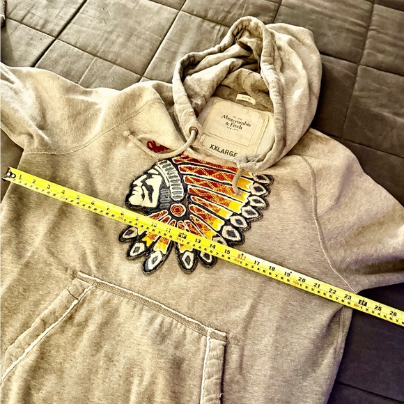 Abercrombie & Fitch Gray Hoodie with Colorful Indian Embroidery Y2K - Picture 7 of 8